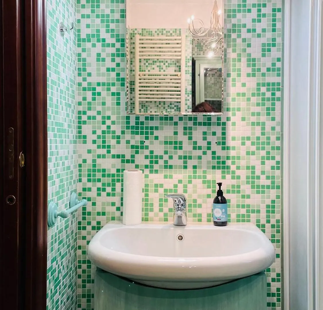 Charming Flat, Central And Close To Metro 米兰 公寓